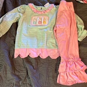 Girls smocked set, 4T